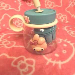 My Melody plastic water tumbler with fruit/tea  infuser BNWOT